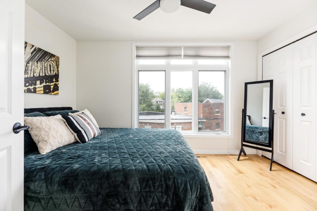 Midtown Modern - Urban Condo Walkable To Bars And Beach Traverse City Eksteriør billede
